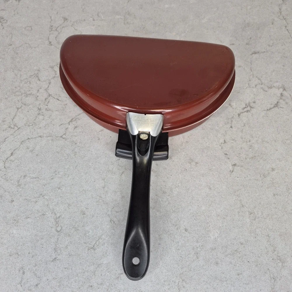 Vintage Kitchen Pride Mirro Folding Omelet Pan Brown Aluminum Double Sided USA